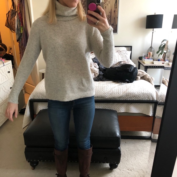 Joie cashmere sweater size xs - Picture 6 of 8